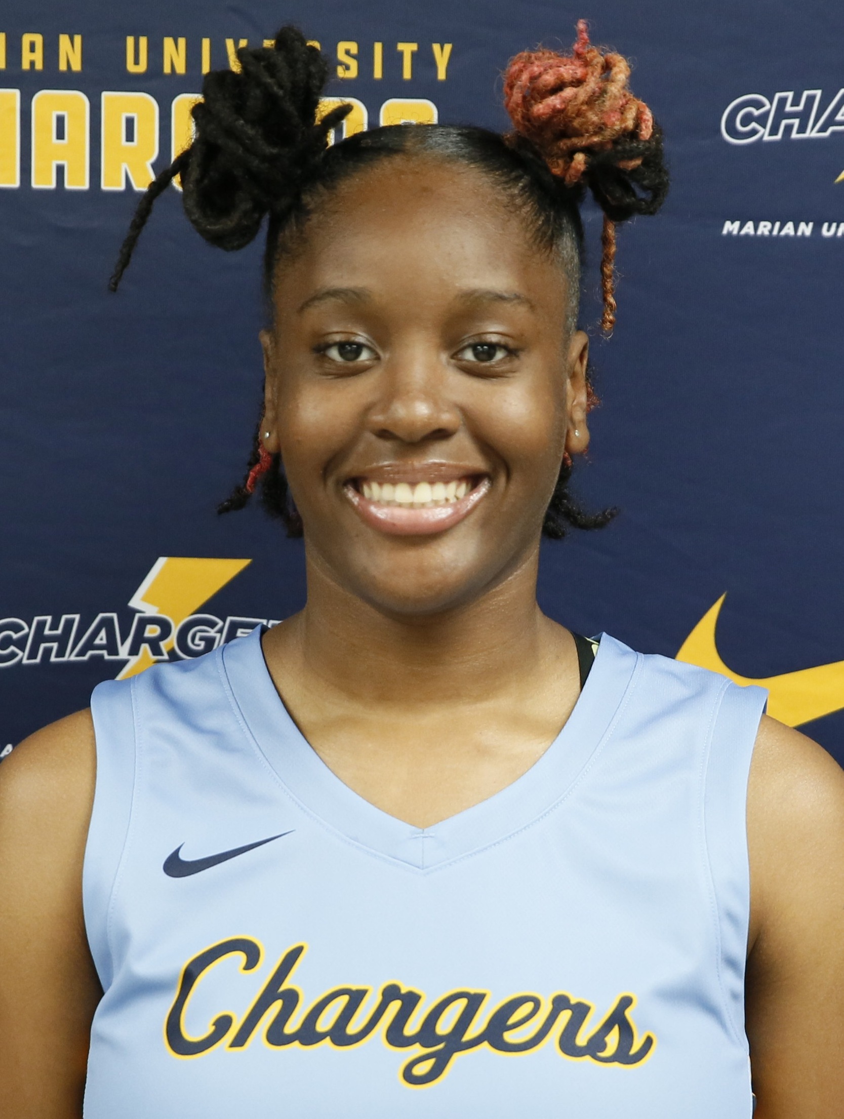 Sophomore Santana Eubanks